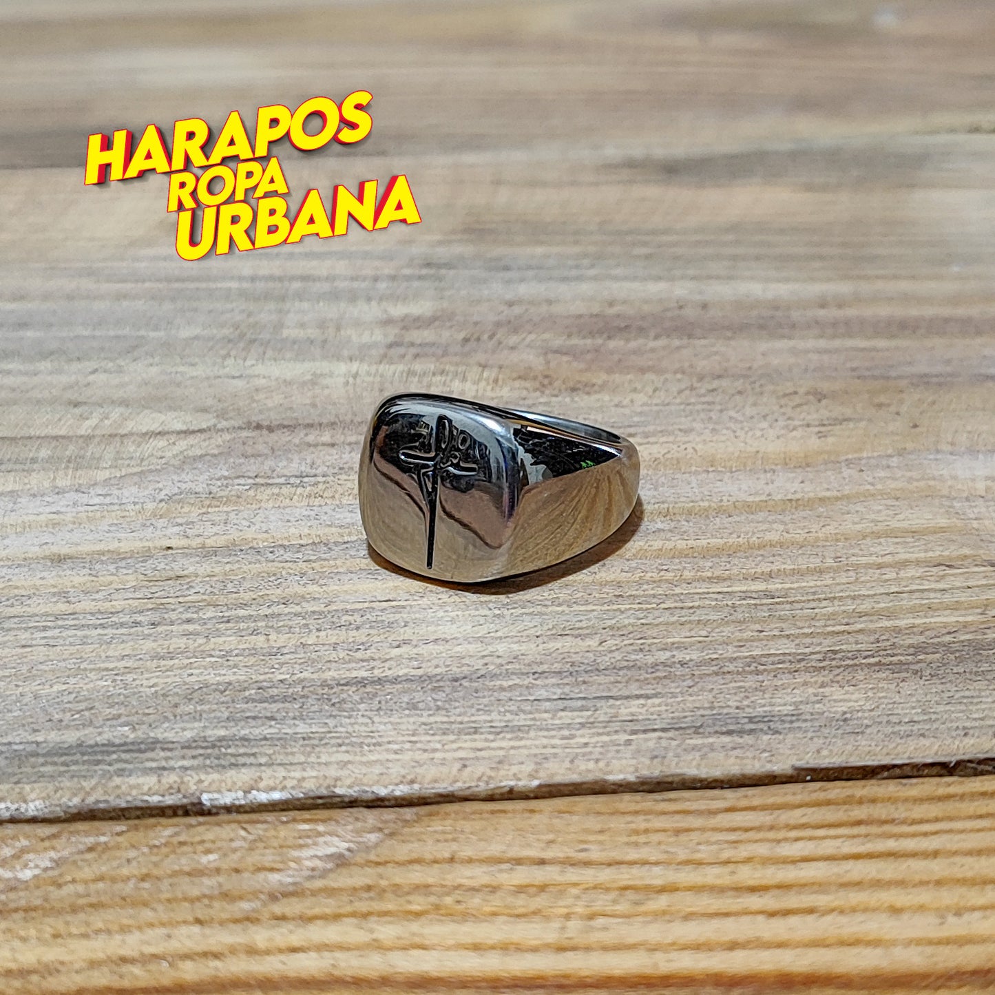 Anillo de acero plateado liso fe