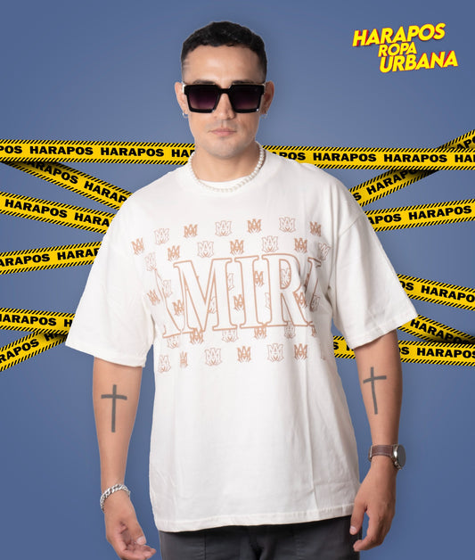 Polera amiri oversize blanco marfil detalles varios pequeños
