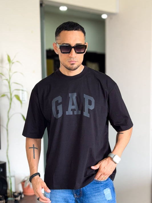 Polera Gap Negro alas