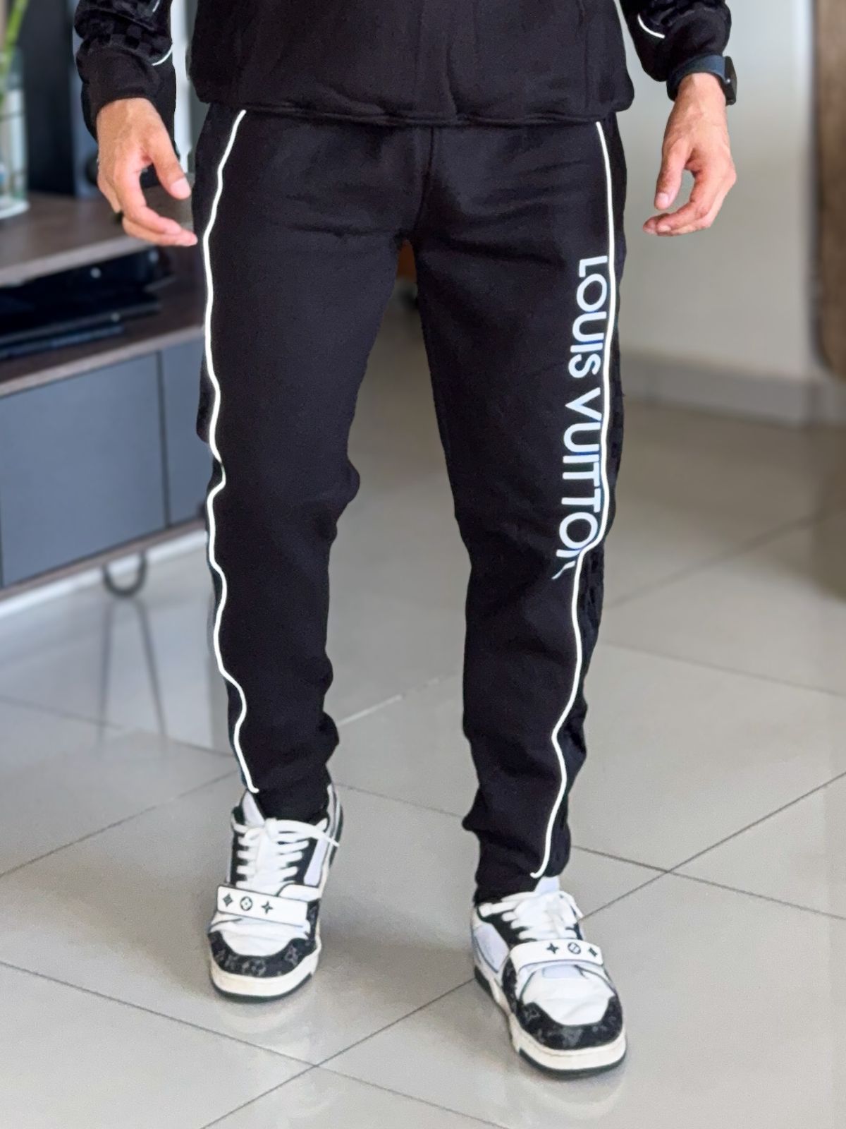 Deportivos de Invierno Louis Vuitton all Black con gamuza PREMIUM