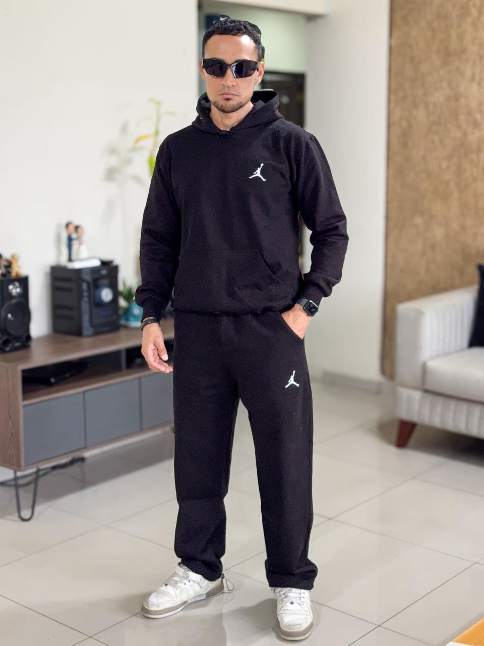 Conjunto Deportivo de Invierno Jordan Pachuco Baggy color Negro