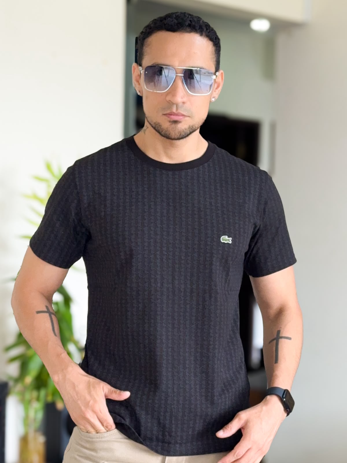 Polera LACOSTE cobertura premium negra