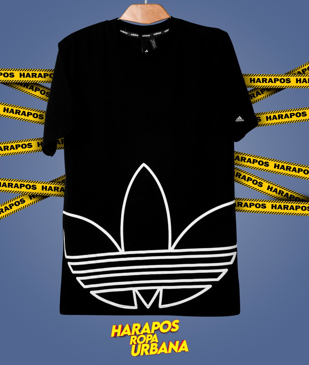 Polera adidas negra flor grande