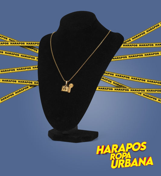 Juego de cadena dorada mas dije camara fotografica