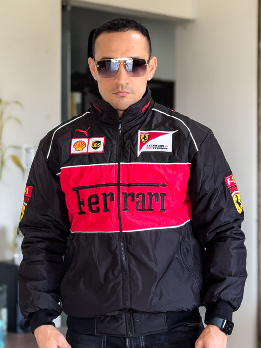Chaqueta de competicion Formula 1 Escuderia Ferrari Negra