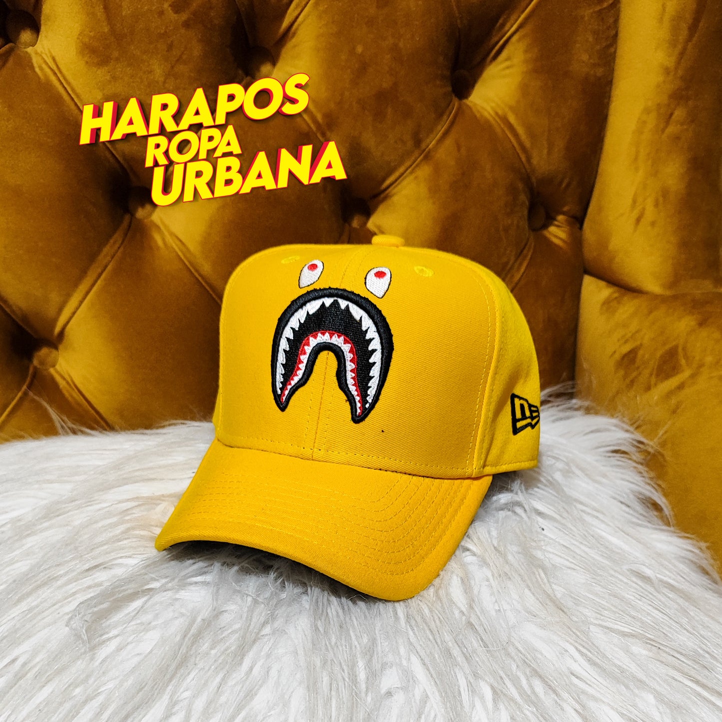 Gorra bape amarilla dientes