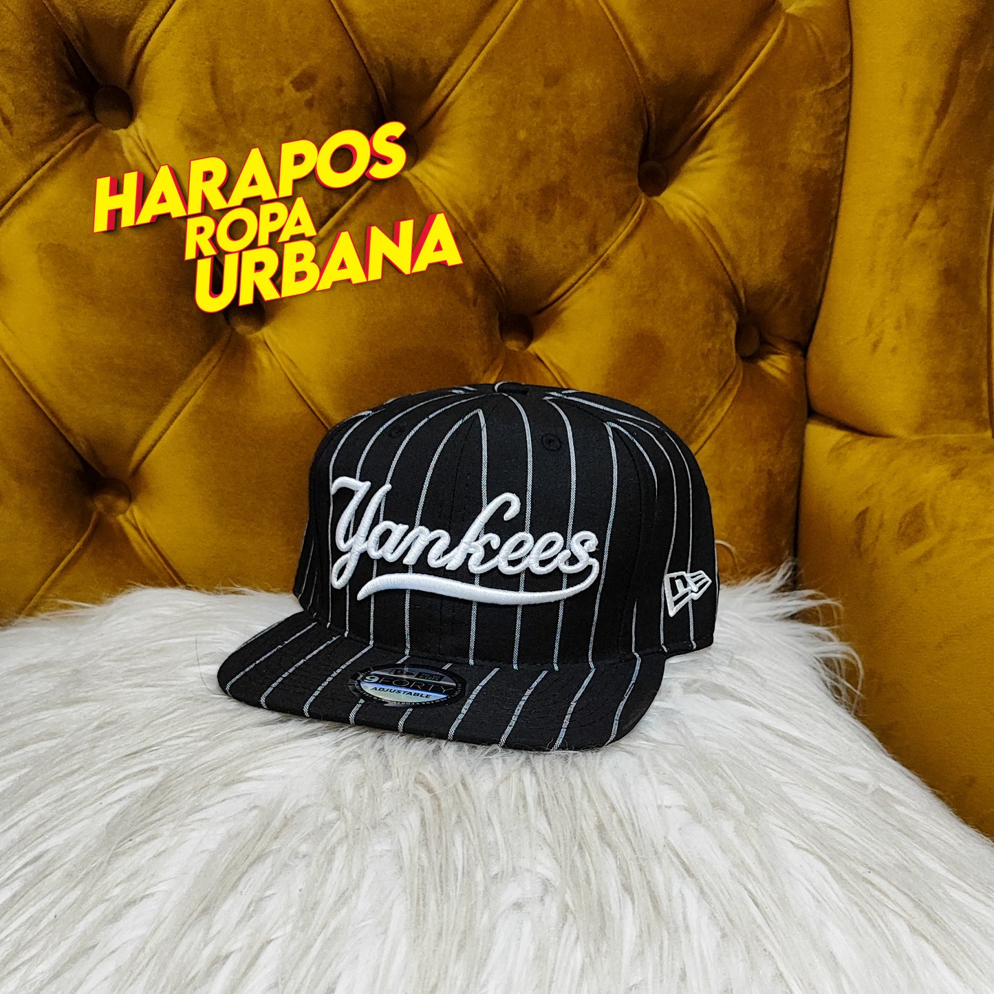 Gorra yankees plana negra a rayas blancas