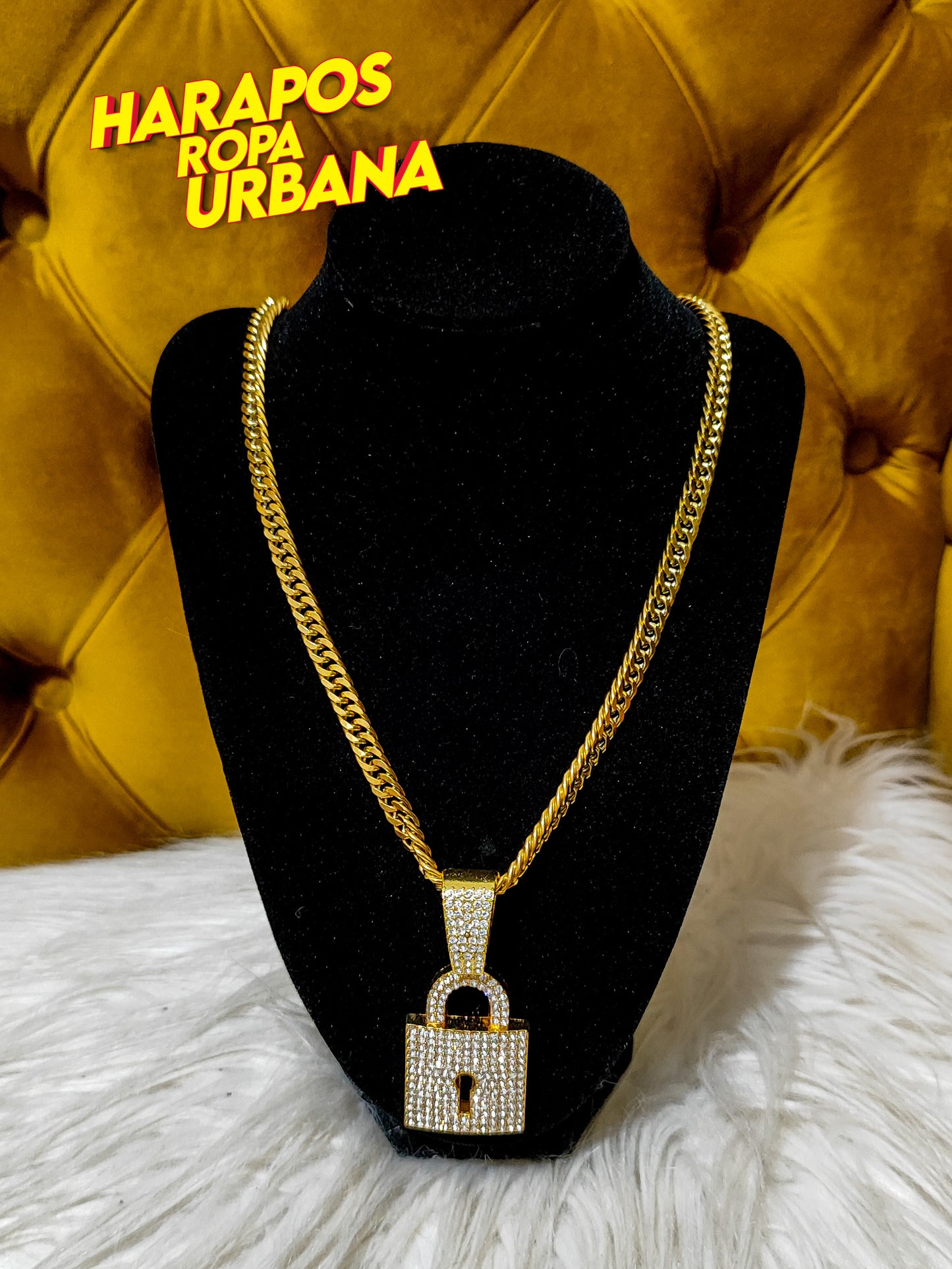 Dije cubana candado diamantada dorada