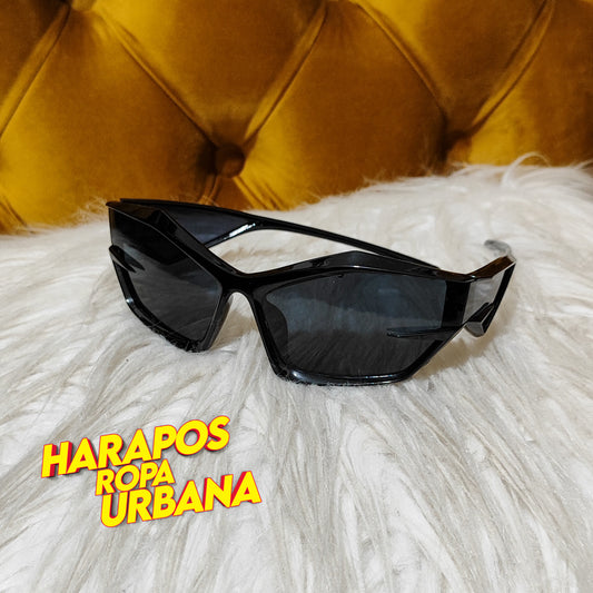 Gafa estilo peso pluma negra entera