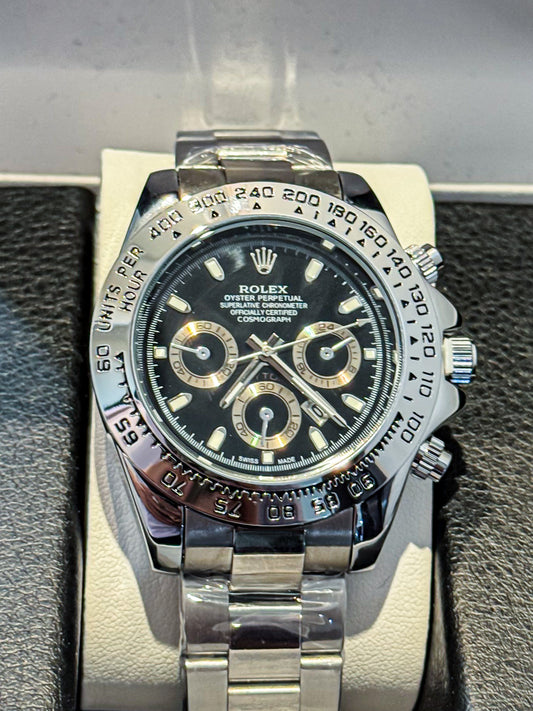 Rolex Daytona Plateado de cara Negra con Dorado