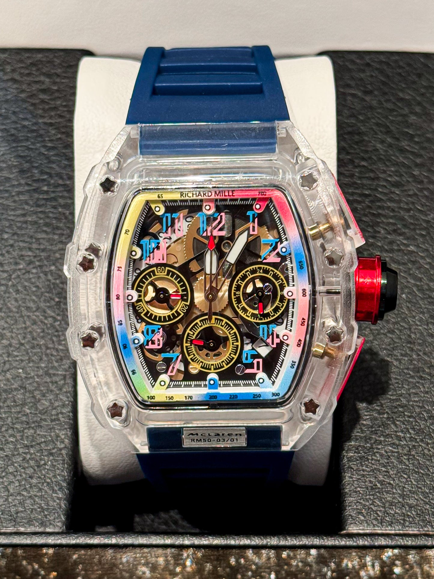 Reloj Richard Mille Caja Transparente MCLAREN RAINBOW manilla azul