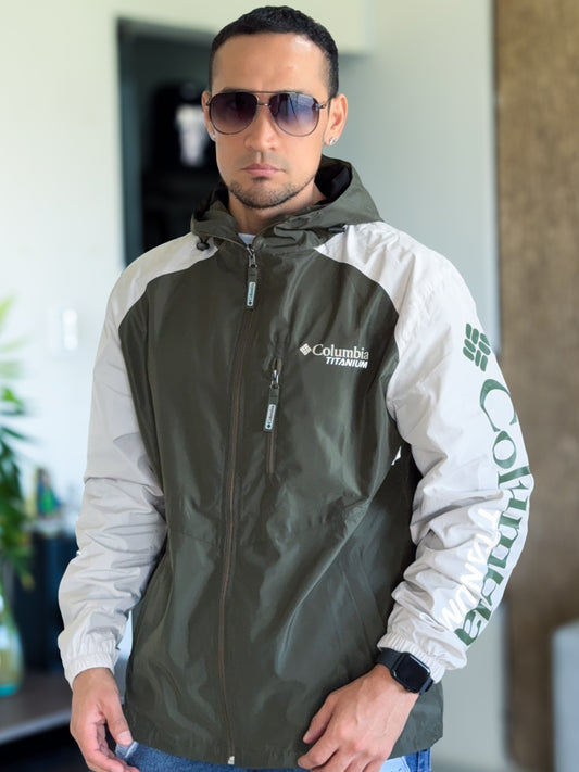 Chaqueta Rompevientos Columbia Premium Verde militar
