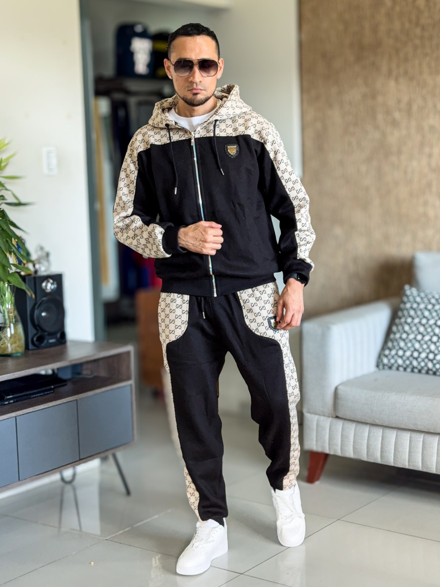 Conjunto deportivo GUCCI Chaqueta abierta combinada cafe y negra 5G