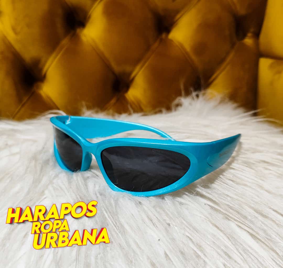 Gafas balenciaga plasticas celeste