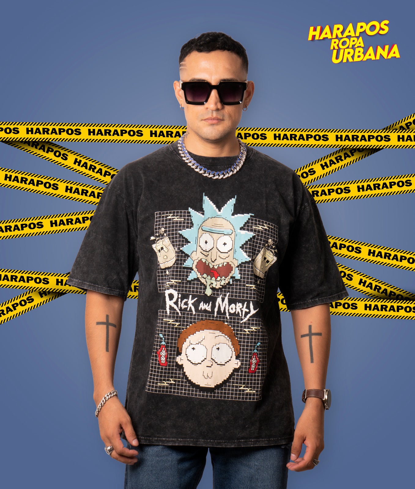 Polera Rose London oversize rick and morty lego negro prelavado