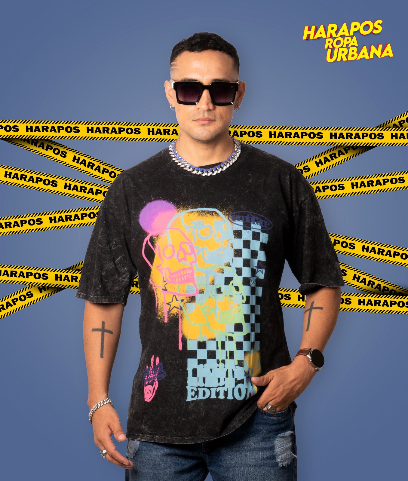 Polera Rose London oversize embrace negro