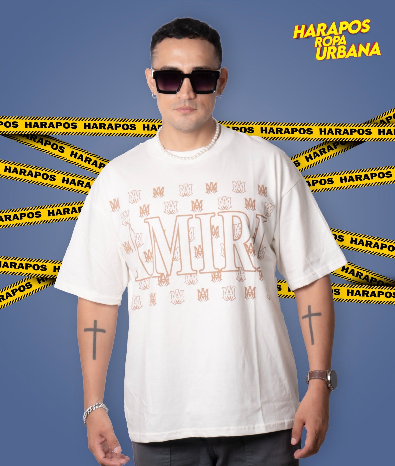 Polera amiri oversize blanco marfil detalles varios pequeños