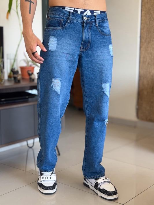 Pantalon jean demin celeste oscuro rasgado cuadrados