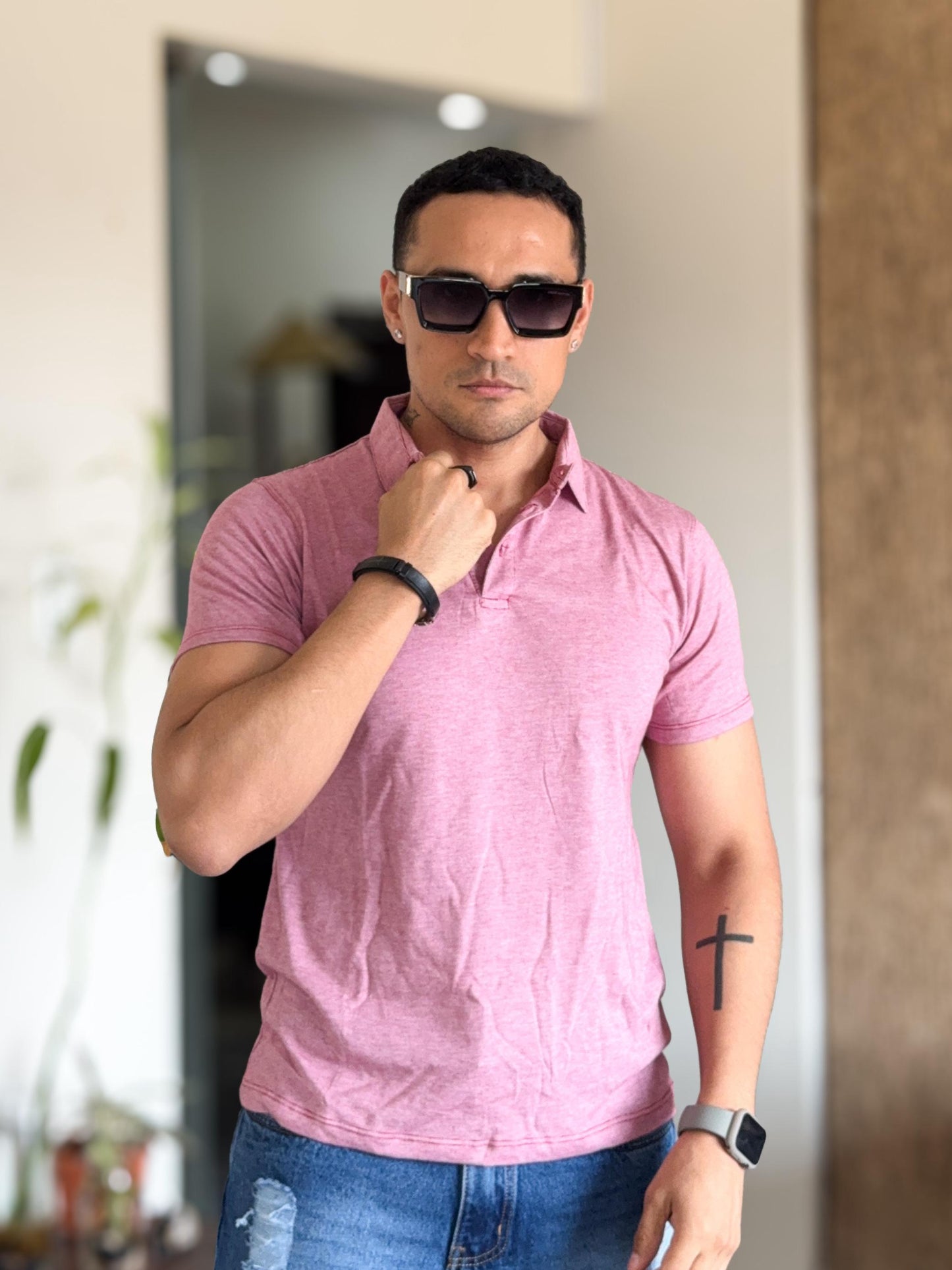 Polera H&M con cuello roja rayada