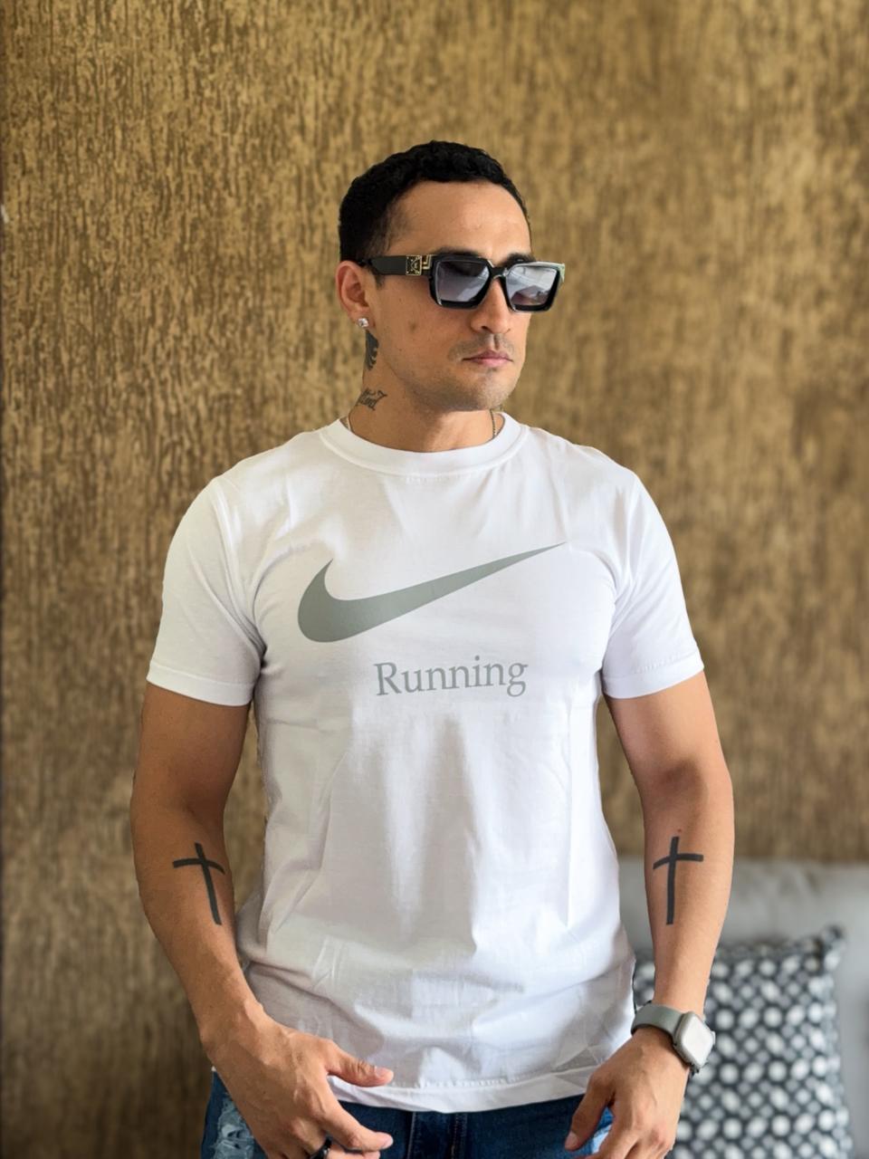 Polera nike blanca running