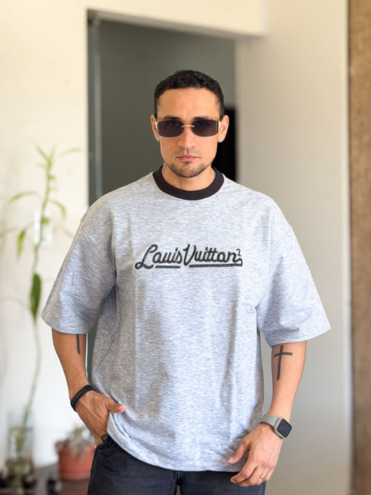 Sudadera oversize manga corta louis vuitton bordado plomo claro