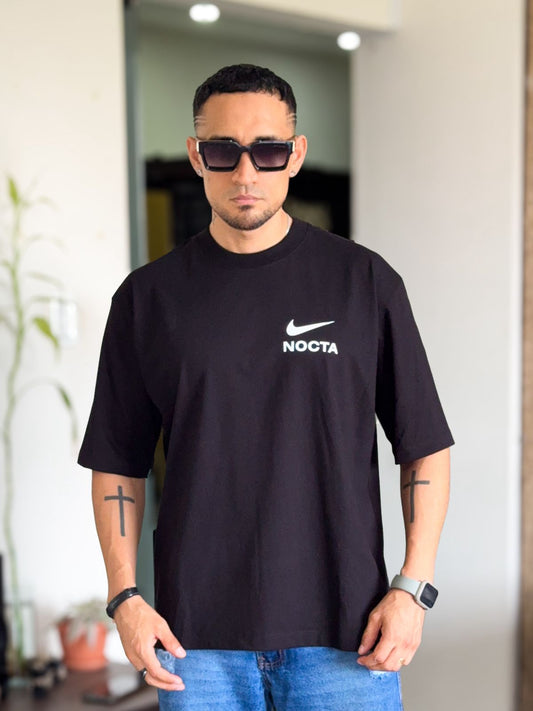 Polera Nike Nocta Colorido negra