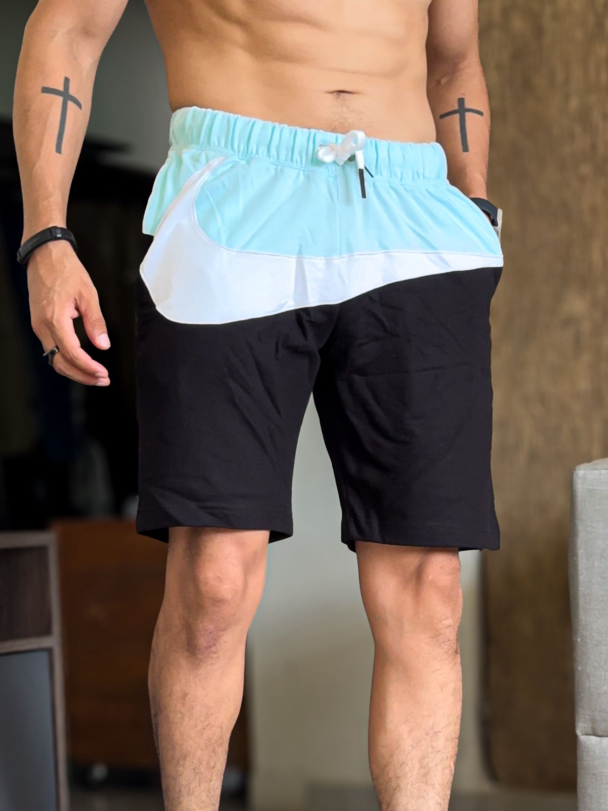 Short Nike celeste negro
