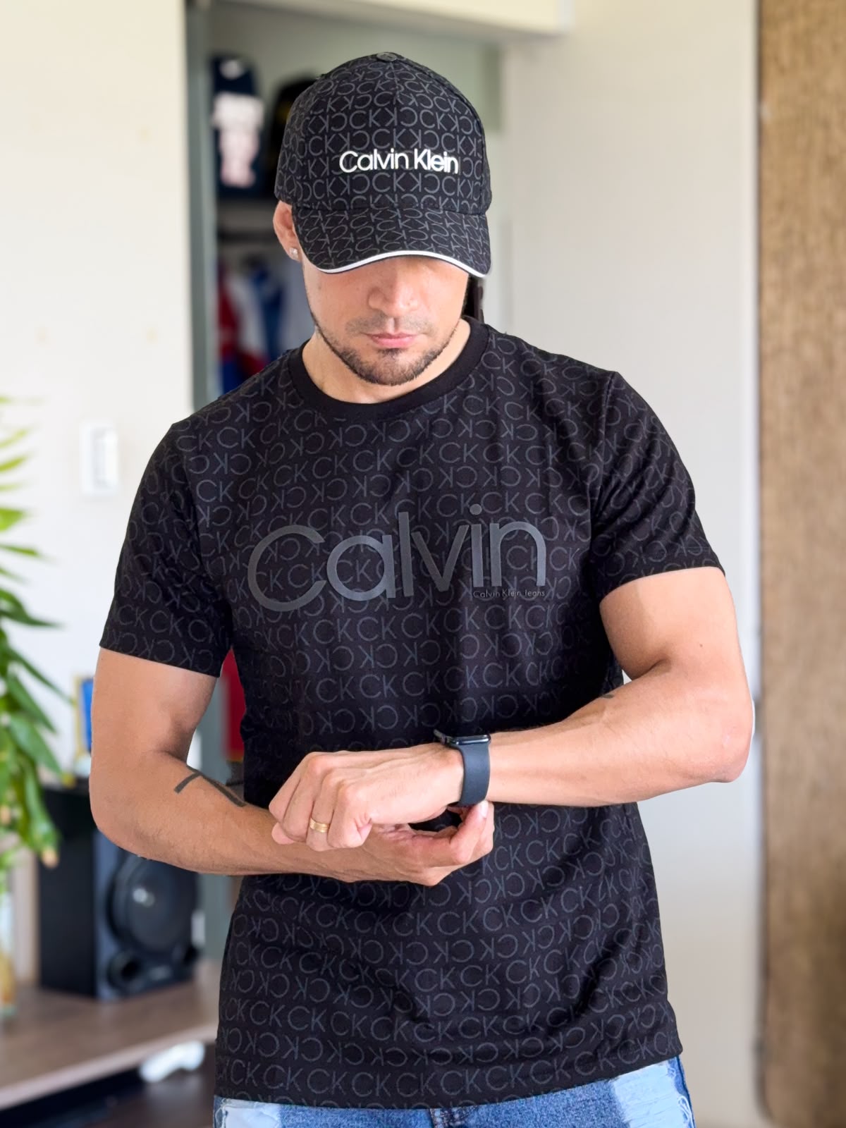 Polera CALVIN KLEIN premium sellada CK negra