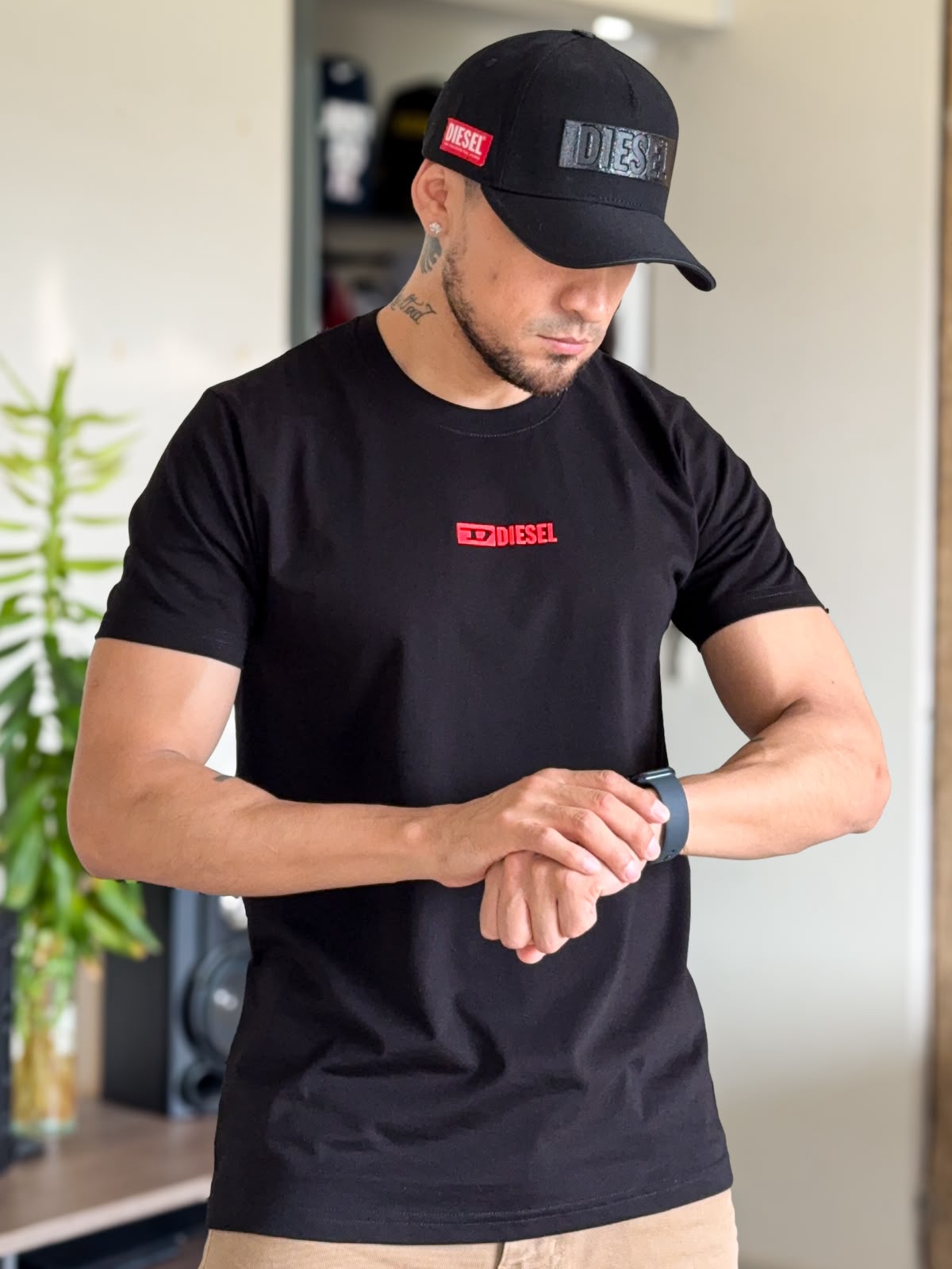 Polera DIESEL con Logo negro
