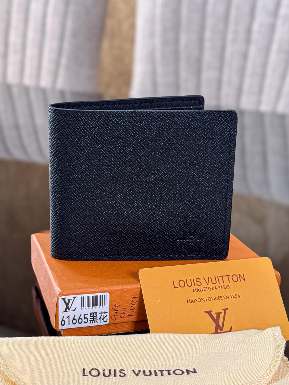 Billetera Premium Louis Vuitton Texturizada negra