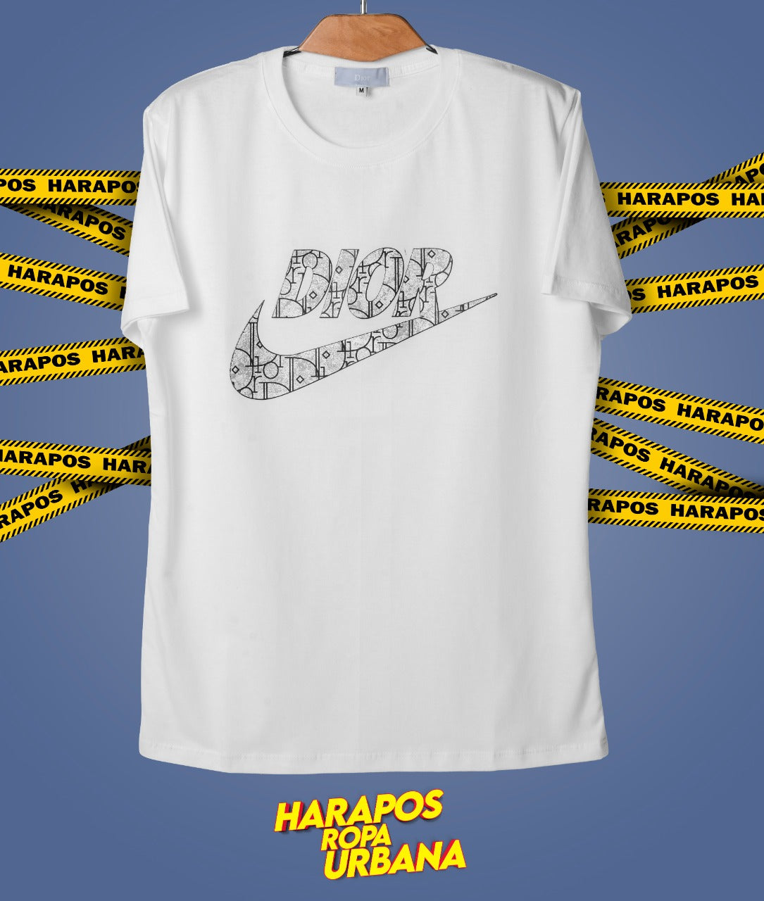 Polera dior nike blanca con letras y swoosh