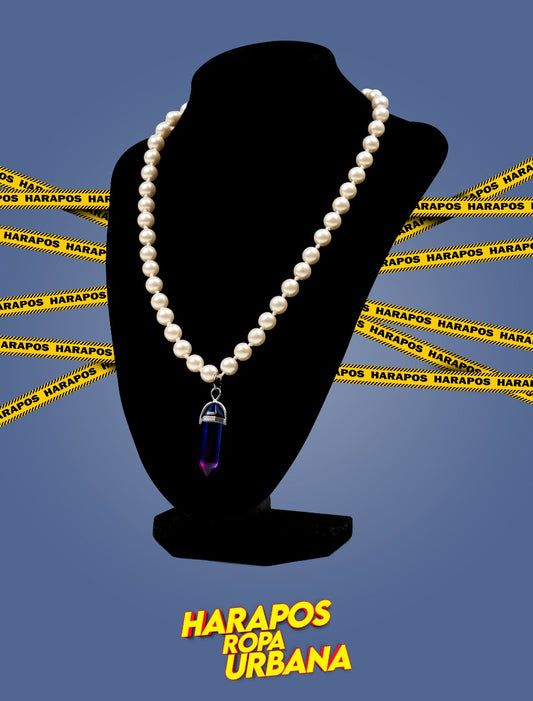 Cadena de perlas blancas con cuarzo morado lila difuminado