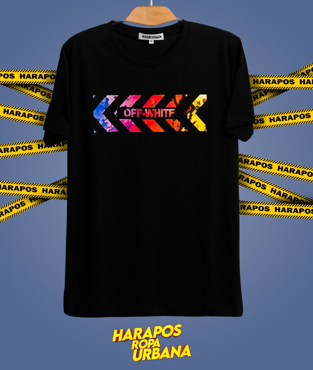 Polera off white negra astronauta detras