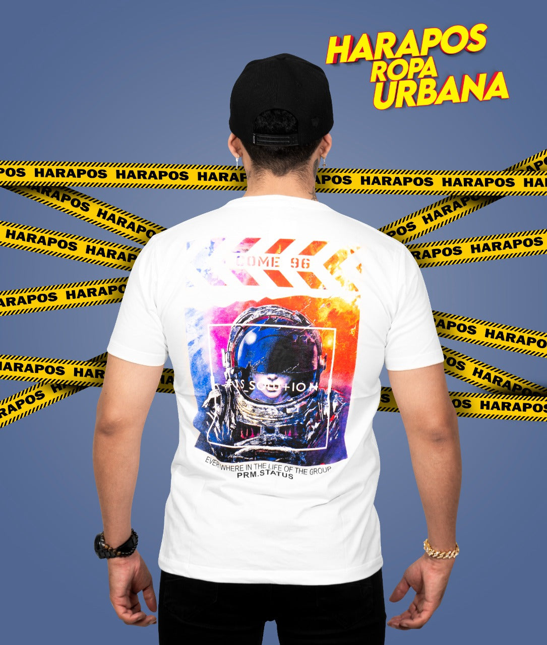 Polera off white blanca astronauta detras