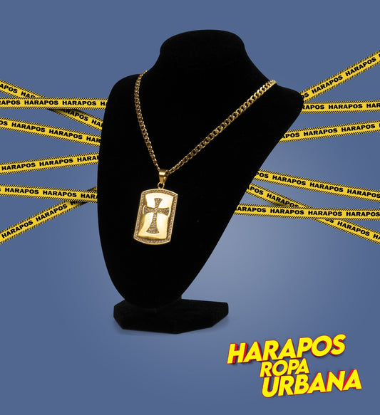 Cadena acero y dije cuadrada con cruz