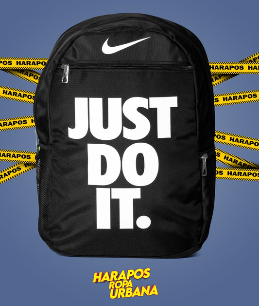 Mochila nike just do it reforzada negra letras blancas