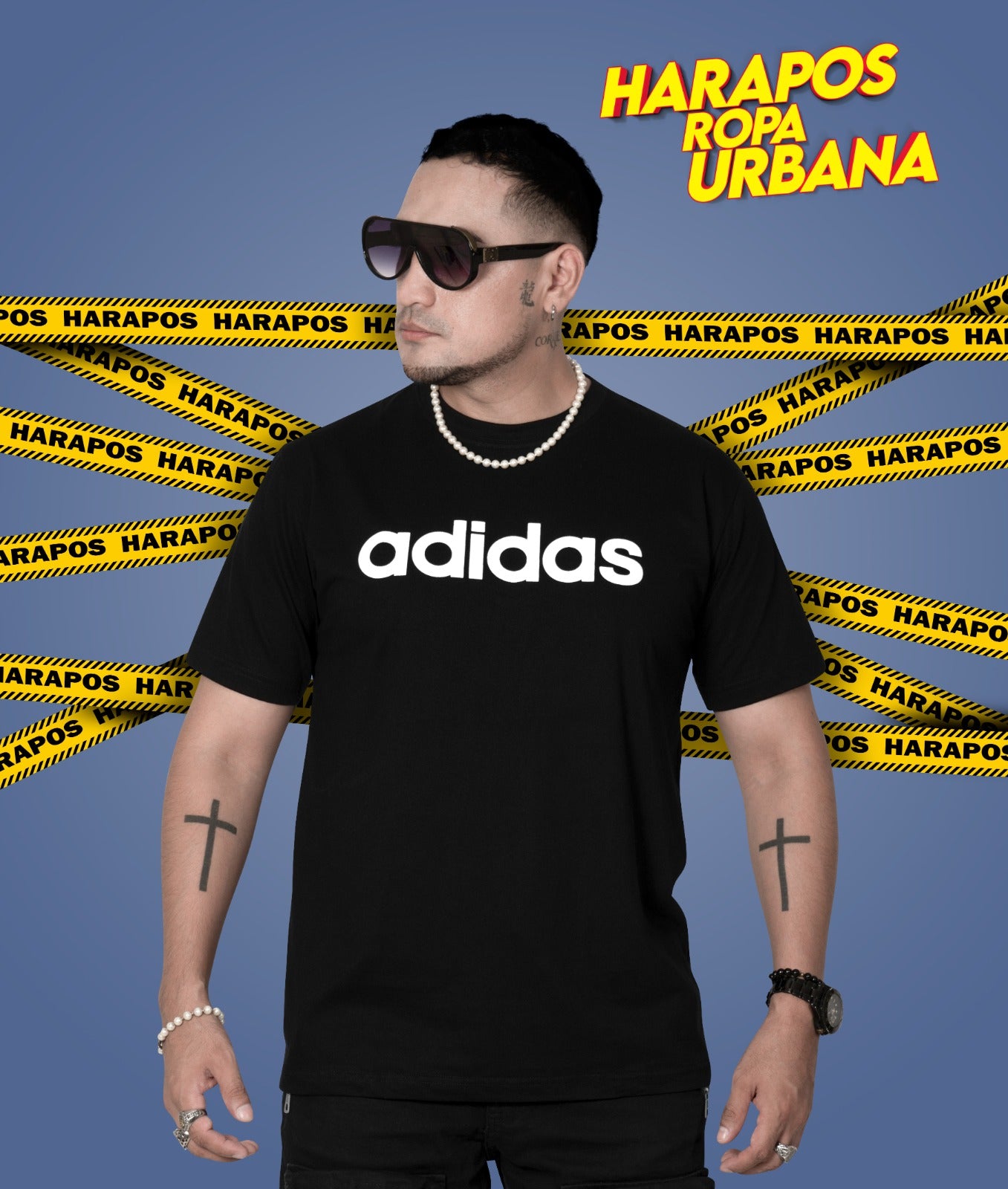 Polera Adidas clasico negro letras engomadas